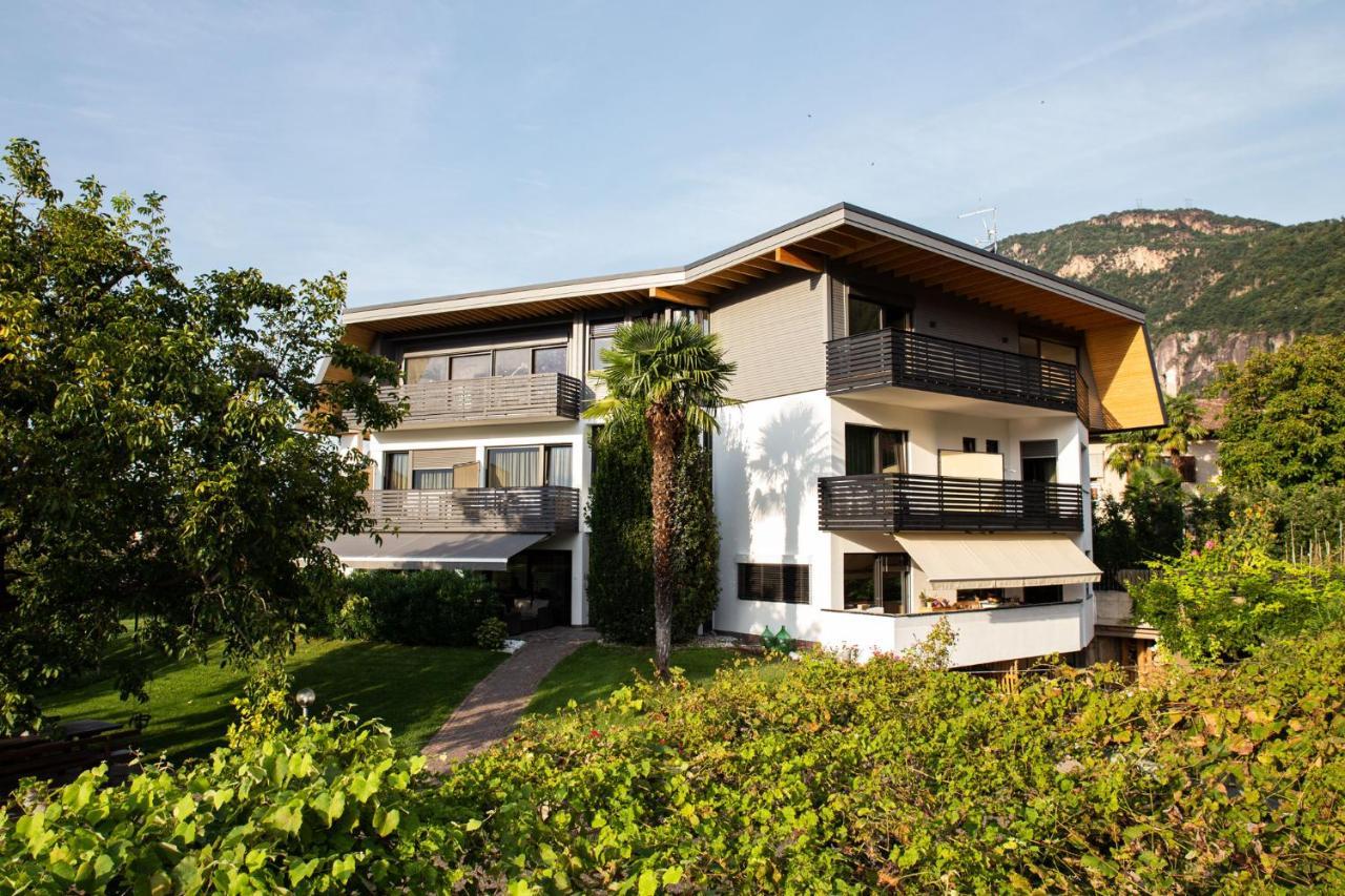 Julias Guesthouse Ora / Auer Dış mekan fotoğraf
